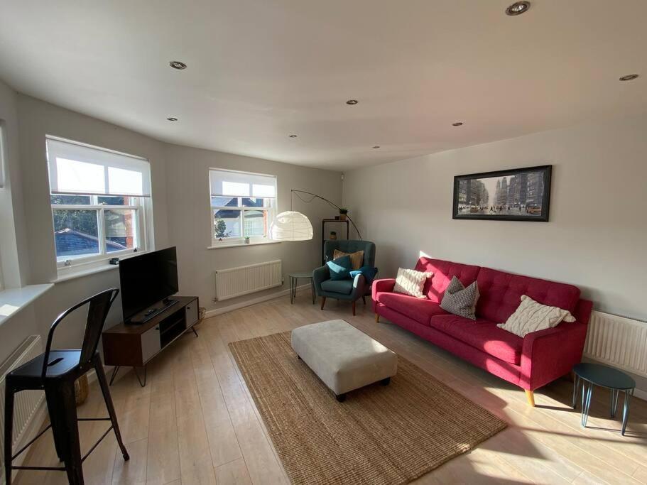 The Penthouse, Apartment Winchester